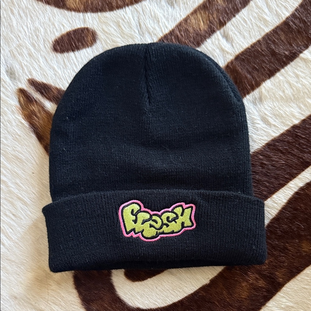 Woman’s Black Beanie Fresh Embroidered